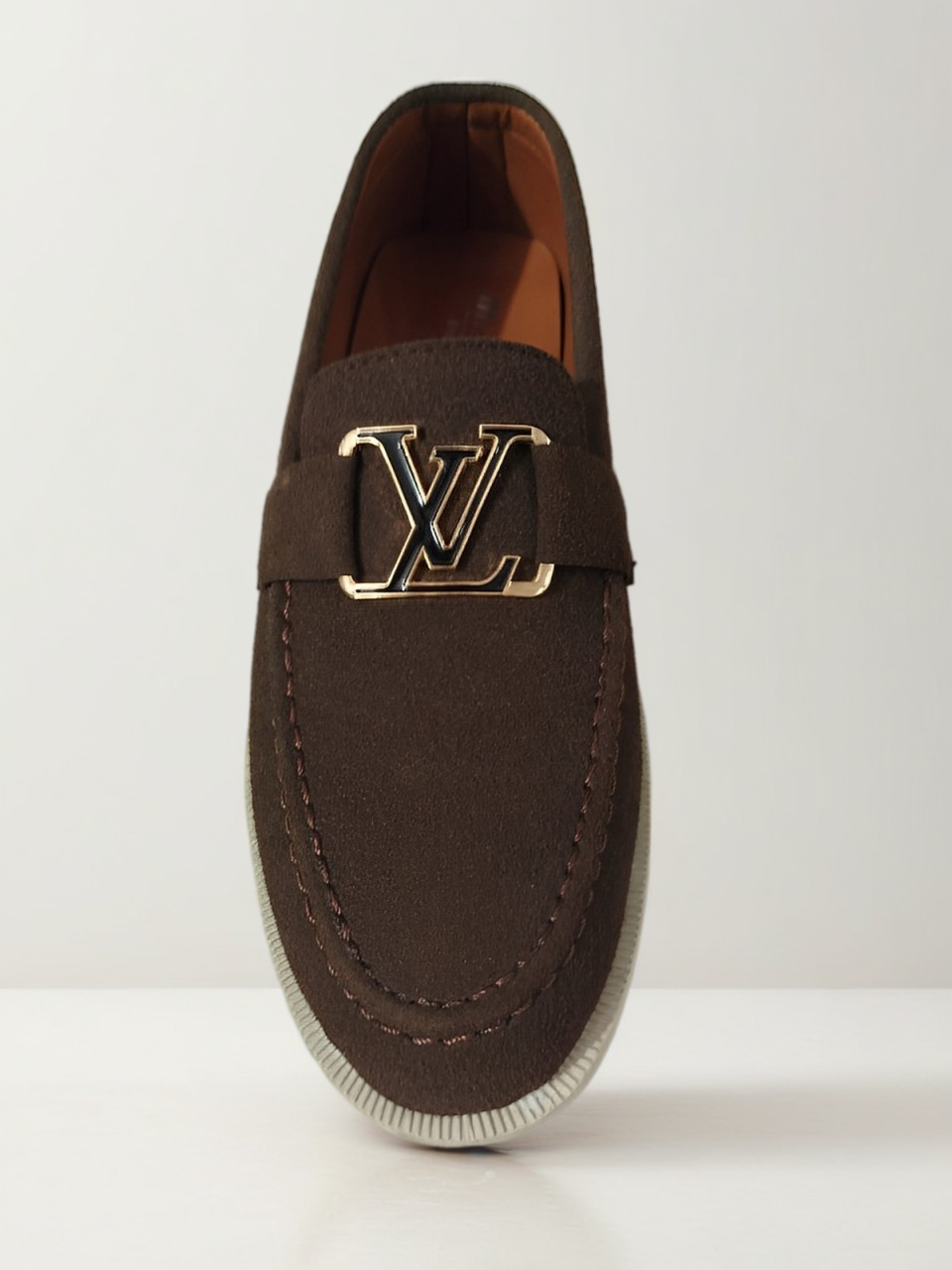 Royal Walk Pumps With LV Buckle