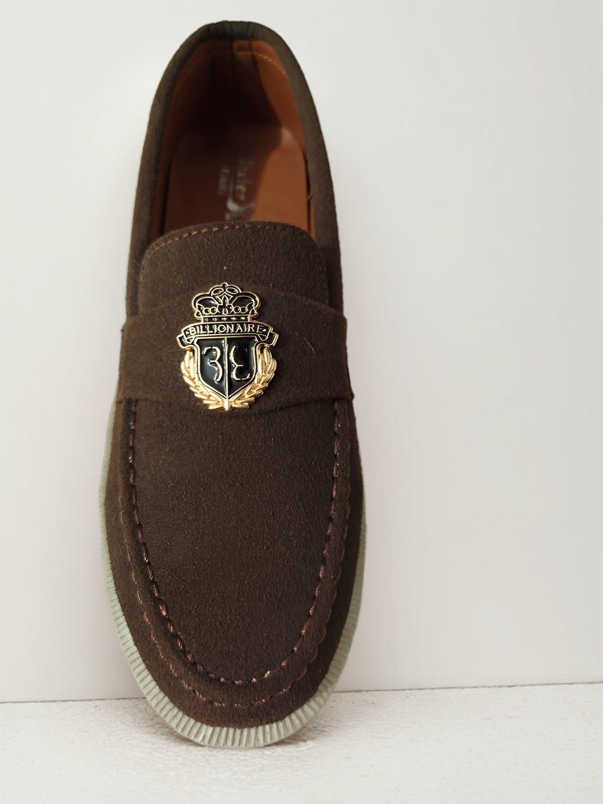 Royal Walk Pumps With Billionaire Buckle