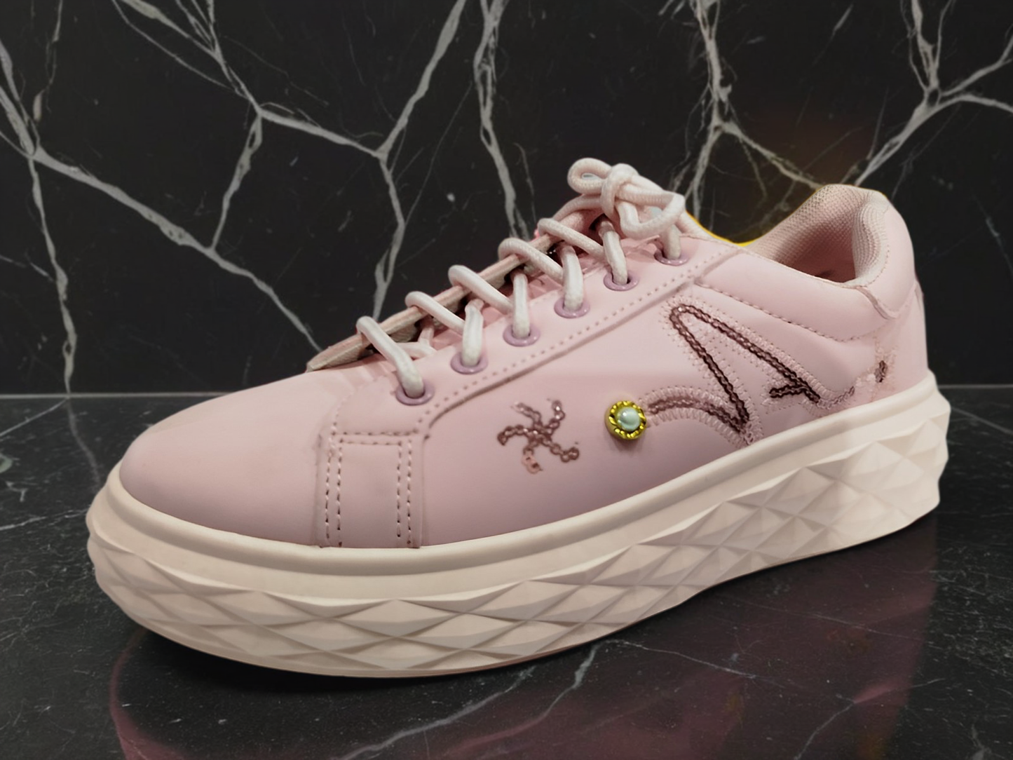 Chunky Pink Sneaker For Women